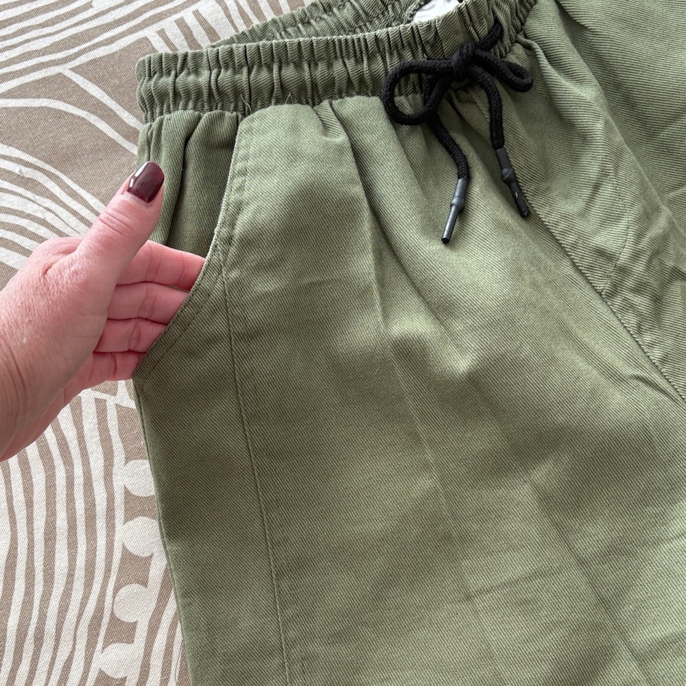 REVERB men’s joggers olive green - Picture 4 of 9